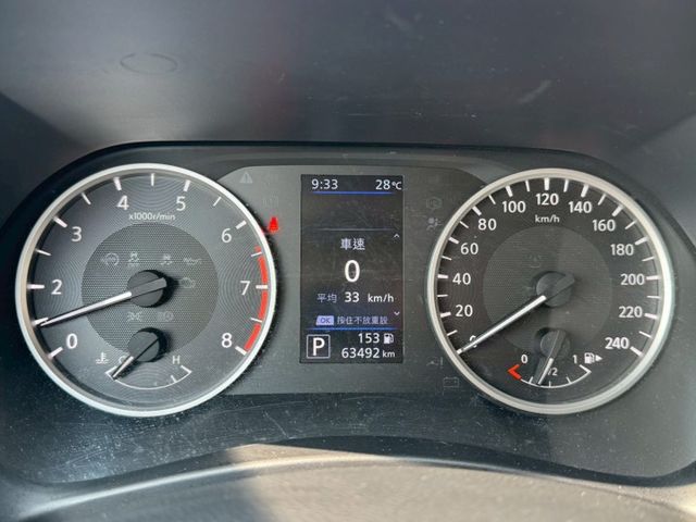 尊爵版 ACC AEB 盲點 車道偏離 360環景 IKEY摸門 Carplay 雙區恆溫 車況美氣氛佳 錯過就沒囉~  第6張相片
