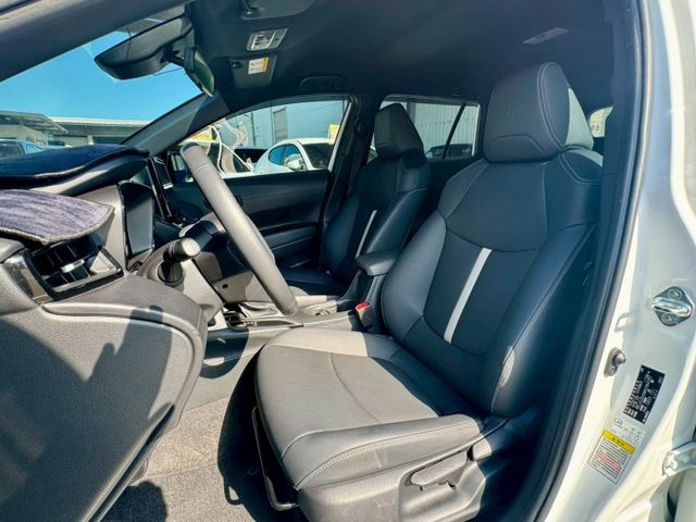 GR SPORT 低里程 原廠保養 360環景 盲點 IKEY摸門 Carplay ACC AEB 車道偏離 GR套件  第14張相片