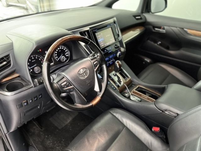 TOYOTA豐田 ALPHARD  第5張相片