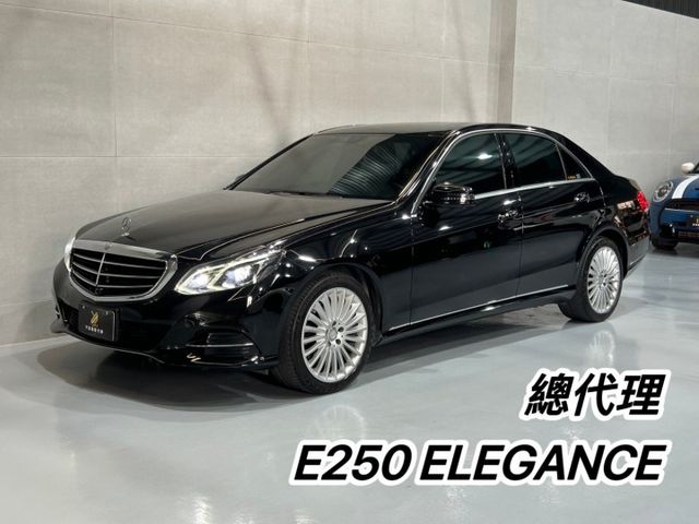 原鈑件/已認證/總代理/ELEGANCE立標/LED雙魚眼頭燈/免鑰系統/環景影像/三區恆溫/雙前座加熱座椅  第1張相片