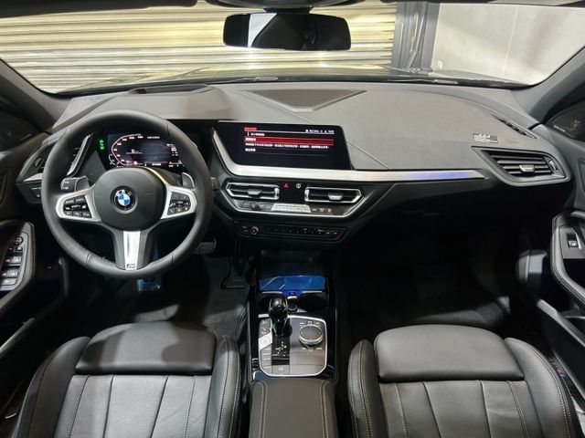 全新車/原鈑件/已認證/總代理/XDRIVE四輪傳動/免鑰/感應式尾門/抬顯/換檔撥片/黑色頂棚/DAKOTA真皮座椅  第8張相片