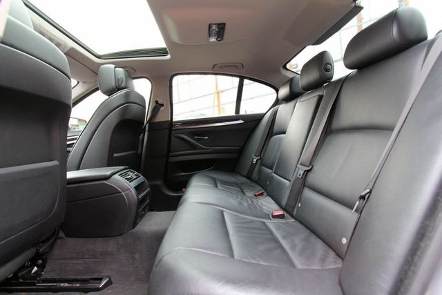 5 SERIES SEDAN F10  第5張相片