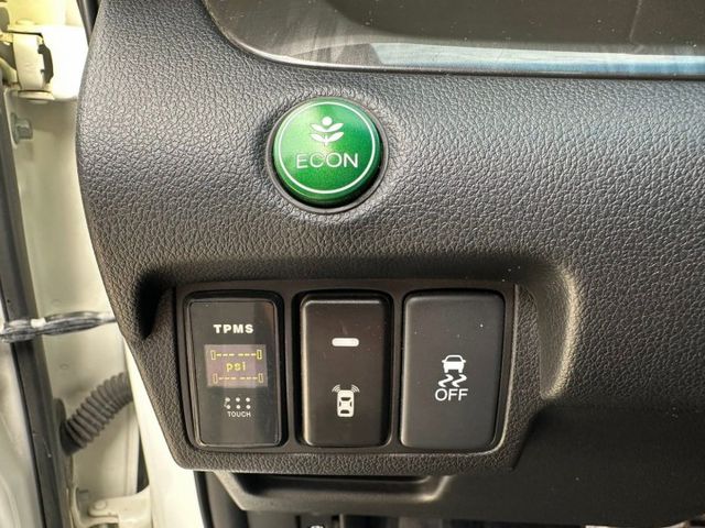 好爸爸用車 2.4vti-s 2.0稅金 便宜 車況優 可認證挑戰市場最便宜  第8張相片