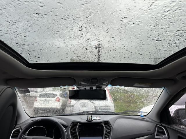 小改款 柴油 渦輪 電動椅 全景天窗 I KEY  第6張相片