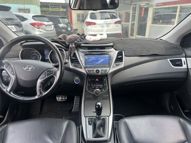 小改款 頂級 天窗 I KEY 跑少 一手車  第5張相片