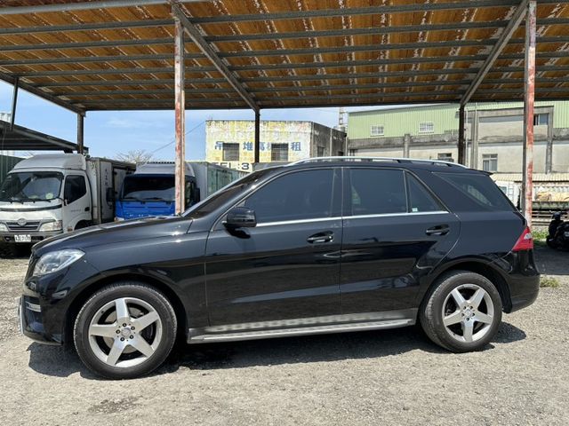 市場稀有 小改款柴油渦輪 電尾門 馬力240P 電動椅  第2張相片