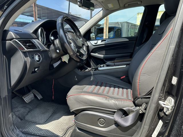 市場稀有 小改款柴油渦輪 電尾門 馬力240P 電動椅  第5張相片