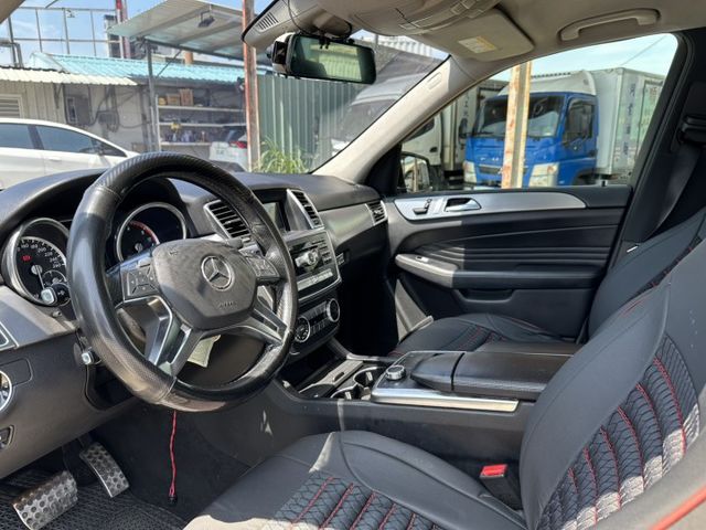 市場稀有 小改款柴油渦輪 電尾門 馬力240P 電動椅  第6張相片