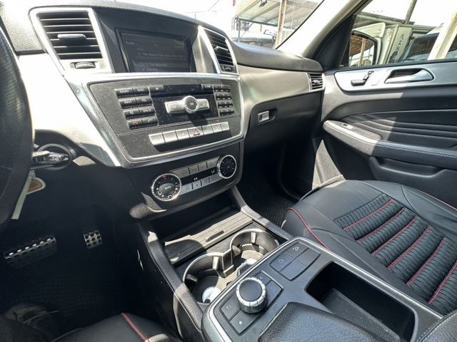 市場稀有 小改款柴油渦輪 電尾門 馬力240P 電動椅  第9張相片