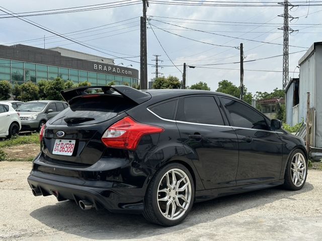 跑少 RS包 改裝卡鉗 改裝鋁圈  第2張相片