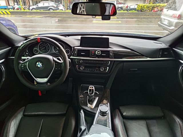 328i GT 潮車一台 配備滿滿 實跑10.7萬 (朋友託售)  第5張相片