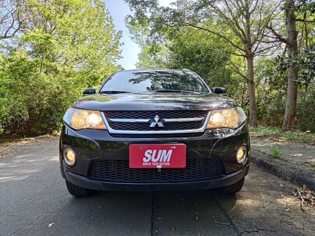 2012 2.4 頂規 台頭顯示器 盲點偵測 天窗  第2張相片