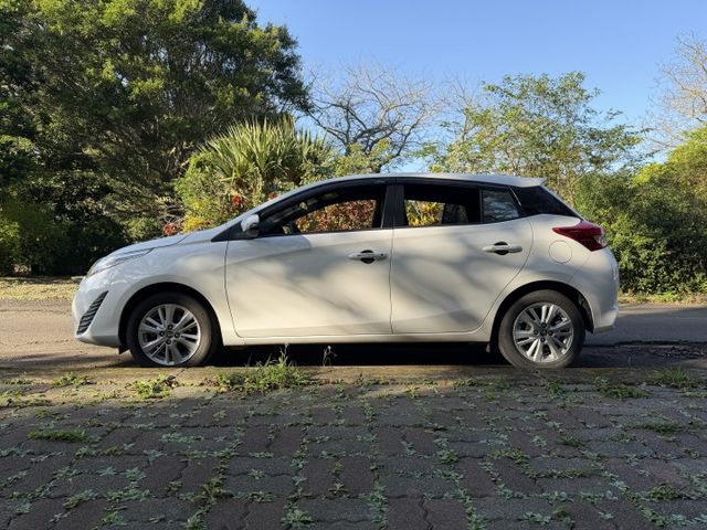 2019 YAIRS 經典版 抬頭顯示器 前雷達 電動收折 改安卓機!!  第2張相片