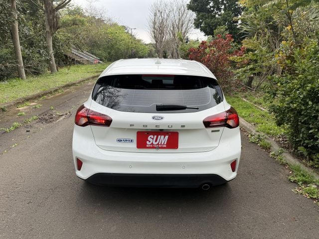 2025 FOCUS X 絕版品 ikey 跟車 盲點 LED頭燈 carplay 樣樣俱全  第4張相片