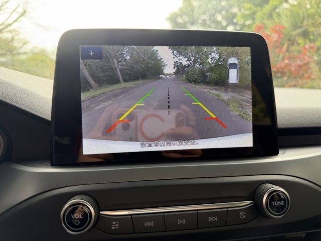 2025 FOCUS X 絕版品 ikey 跟車 盲點 LED頭燈 carplay 樣樣俱全  第10張相片