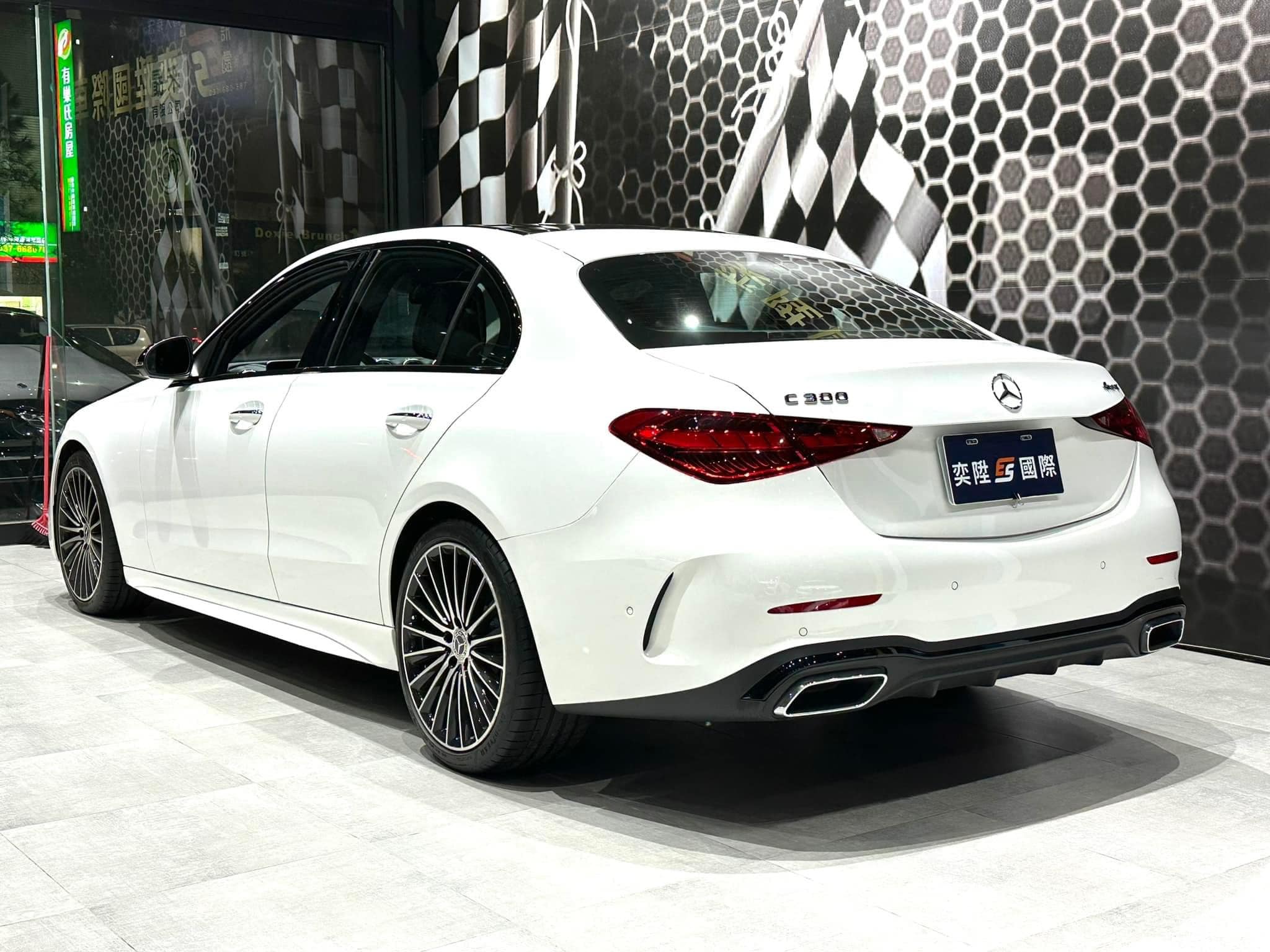 【正2022年 W206 C300 AMG 4MATIC】  第5張相片