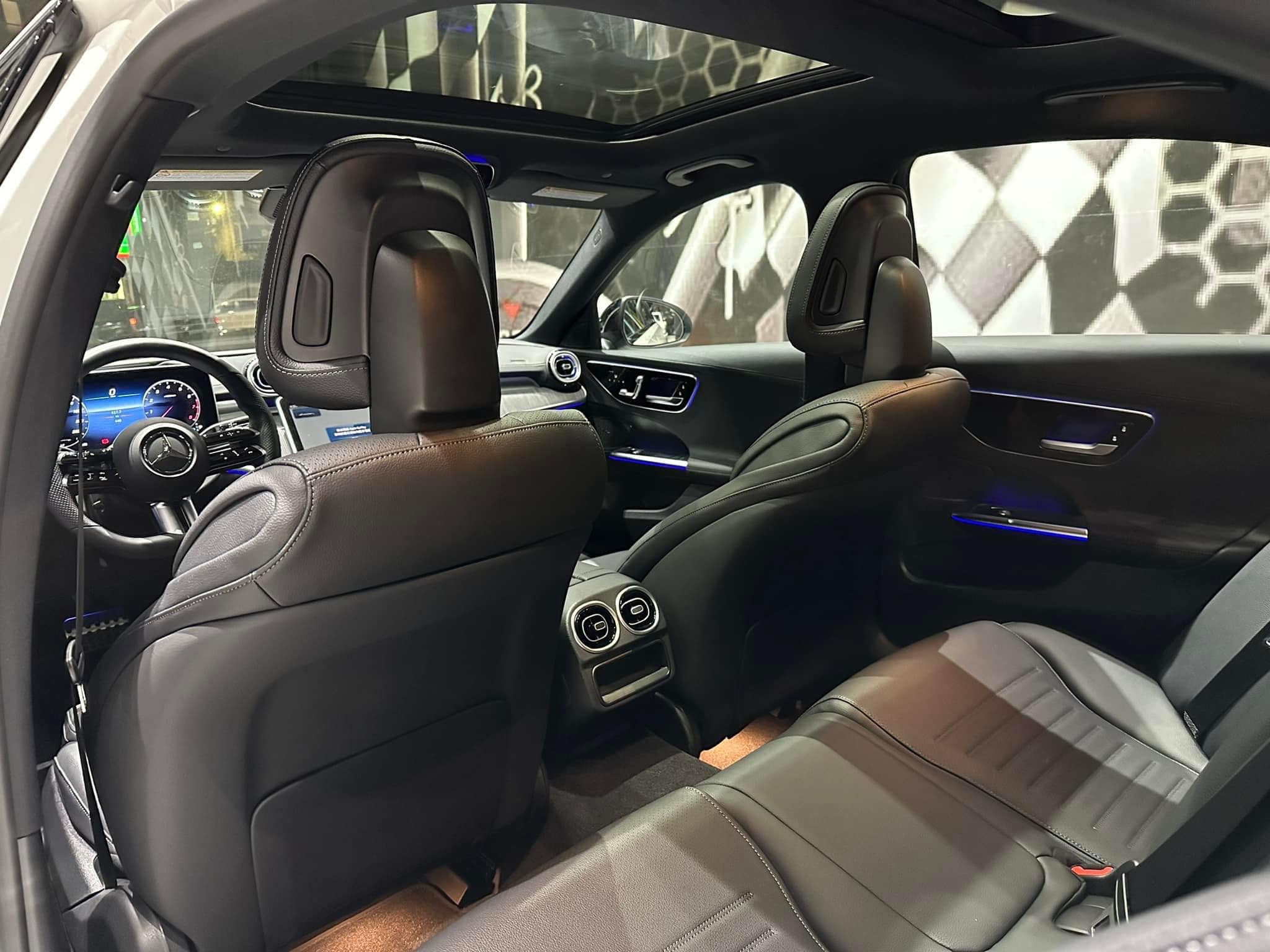 【正2022年 W206 C300 AMG 4MATIC】  第8張相片