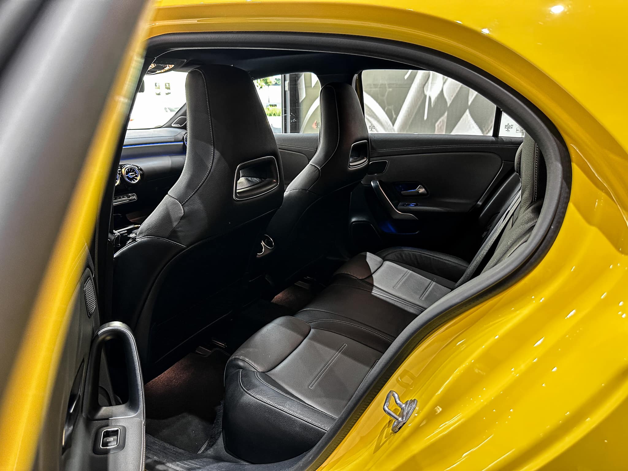【正2019年 BENZ A250 AMG】  第9張相片