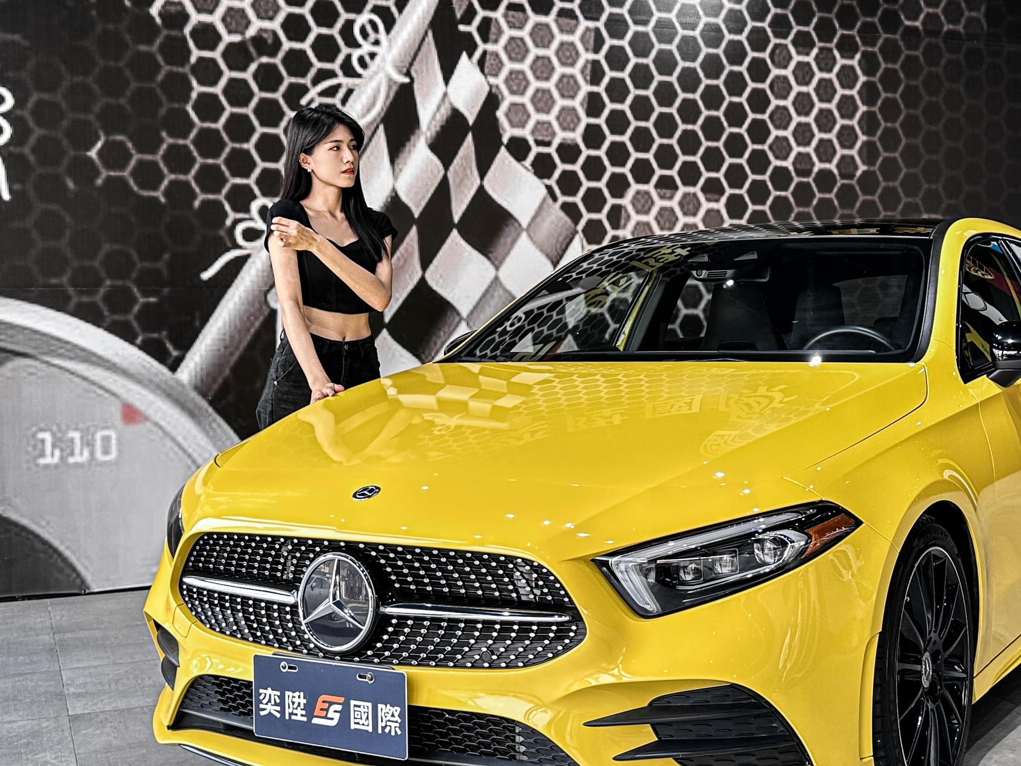 【正2019年 BENZ A250 AMG】  第11張相片