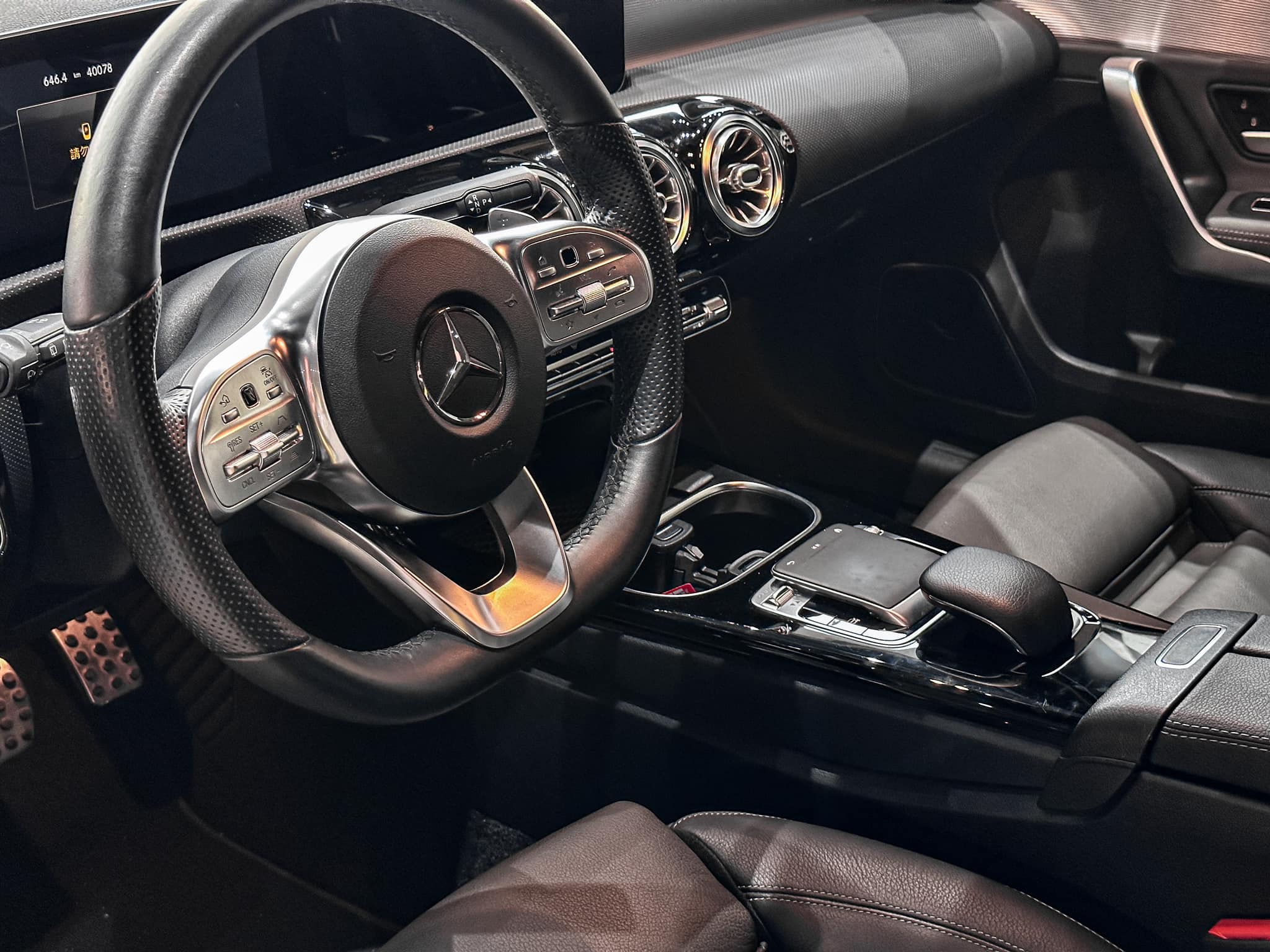 【正2019年 BENZ A250 AMG】  第12張相片