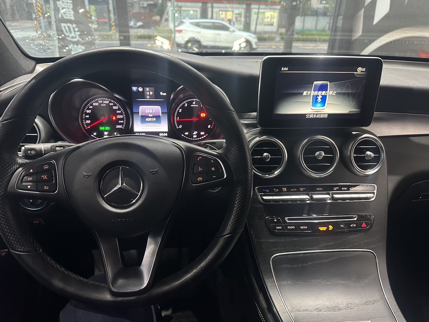 【正2019 GLC300 𝐒𝐔𝐕】  第2張相片