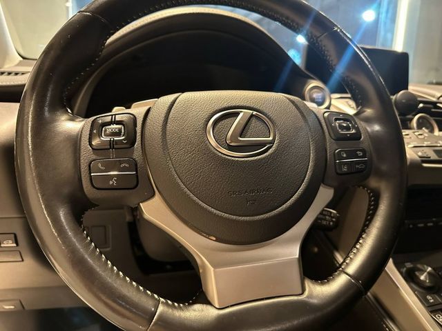 一手車 全原廠保養 豪華版頂級 天窗 電尾門  第8張相片