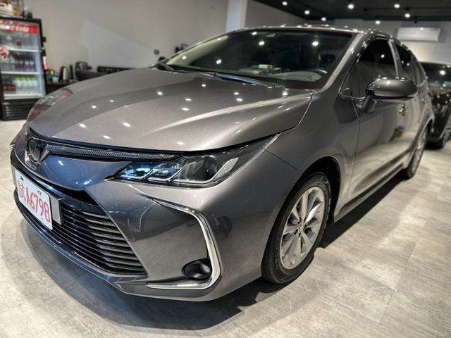 2021年 Altis豪華+一手車 免鑰匙啟動  第3張相片