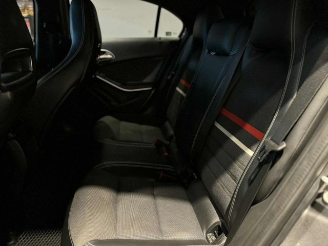 2013年 A180 AMG  第8張相片