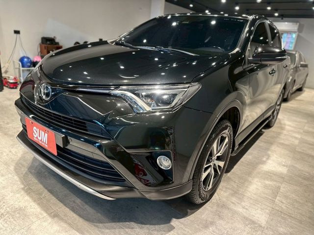 16年RAV4 頂級款 配備都有 秒殺車款  第4張相片
