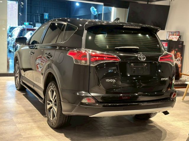 16年RAV4 頂級款 配備都有 秒殺車款  第5張相片