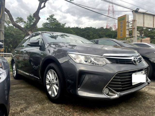 TOYOTA豐田 CAMRY  第2張相片