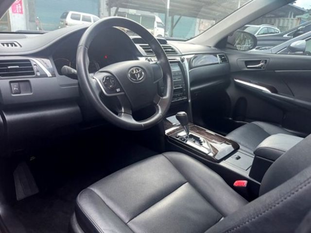 TOYOTA豐田 CAMRY  第3張相片