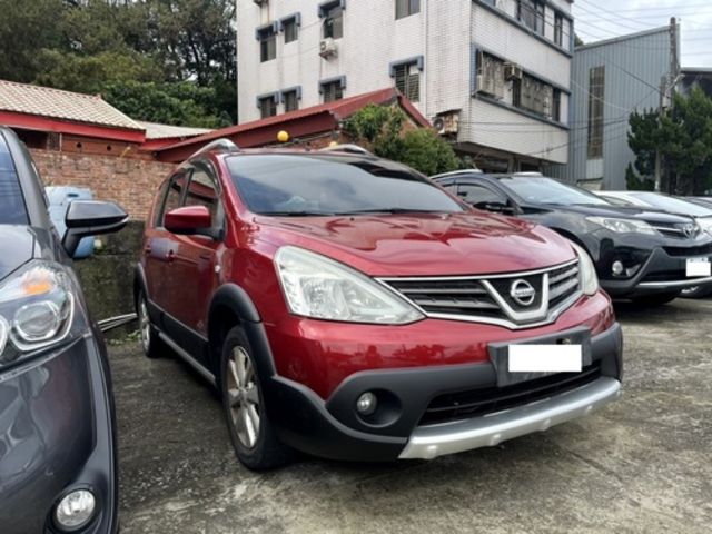 NISSAN日產 LIVINA  第2張相片