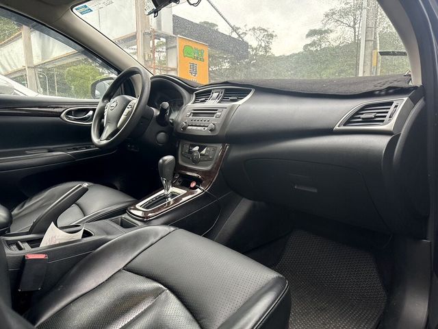NISSAN日產 SENTRA  第3張相片