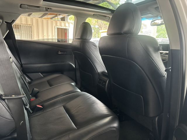 LEXUS凌志 RX450H  第31張相片