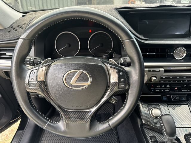 LEXUS凌志 ES300H  第9張相片