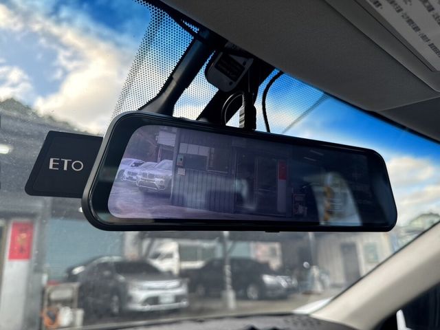 LEXUS凌志 ES300H  第13張相片