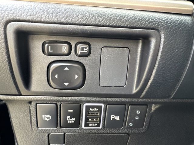 LEXUS凌志 ES300H  第15張相片