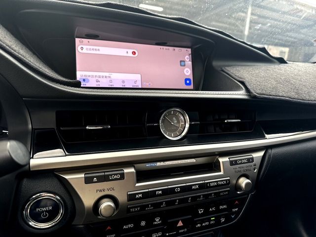 LEXUS凌志 ES300H  第19張相片