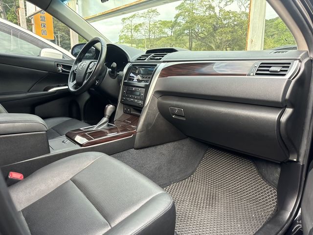 TOYOTA豐田 CAMRY HYBRID  第7張相片