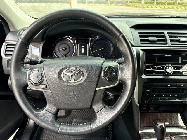 TOYOTA豐田 CAMRY HYBRID  第9張相片