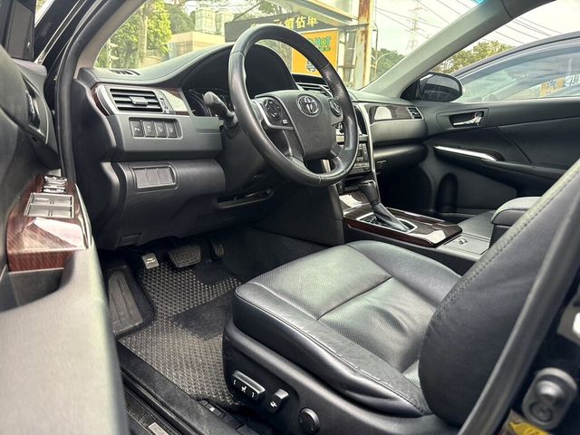 TOYOTA豐田 CAMRY HYBRID  第11張相片