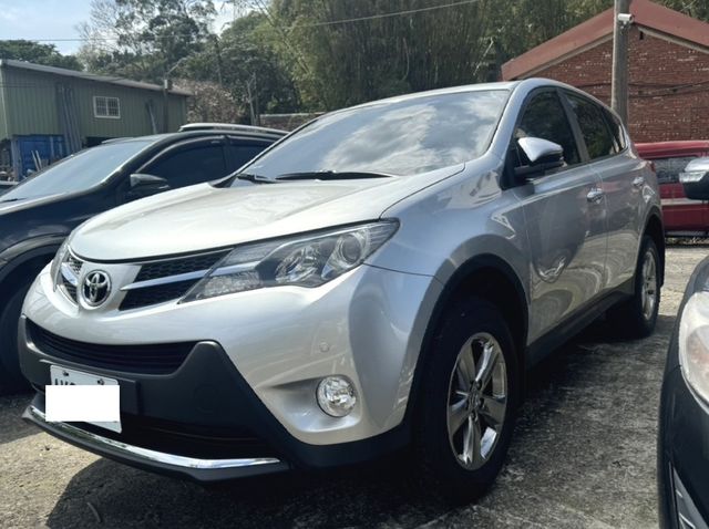 TOYOTA豐田 RAV4  第1張相片