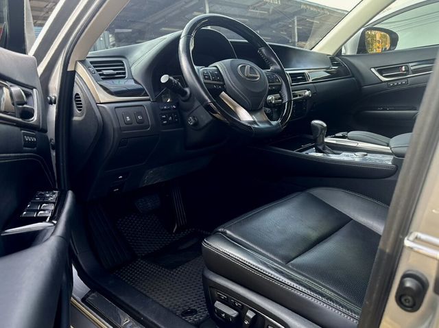 LEXUS凌志 GS350  第5張相片