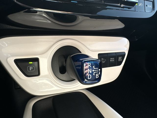 TOYOTA豐田 PRIUS  第14張相片