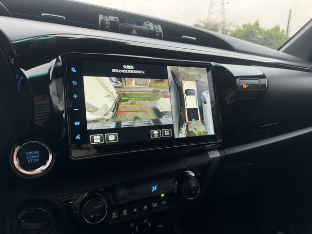 TOYOTA豐田 HILUX  第6張相片