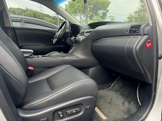 LEXUS凌志 RX450H  第4張相片