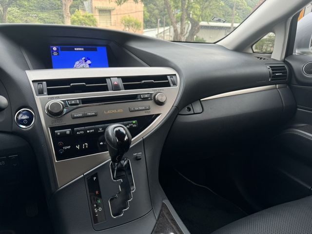 LEXUS凌志 RX450H  第6張相片