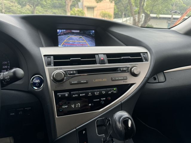 LEXUS凌志 RX450H  第7張相片