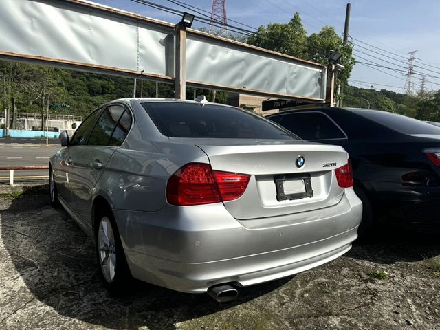 BMW寶馬 320I  第3張相片